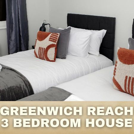 Apartmán 3-Bed House With Parking Near London O2 Exteriér fotografie